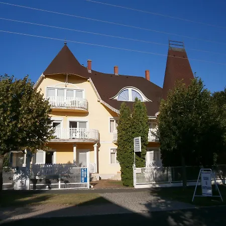 Hotel Terezia Guest-house 3*