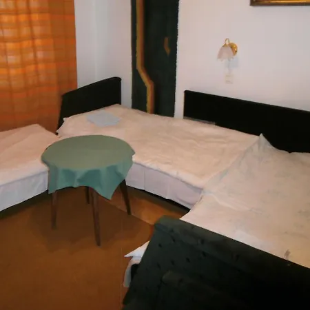 Hotel Terezia Guest-house 3*